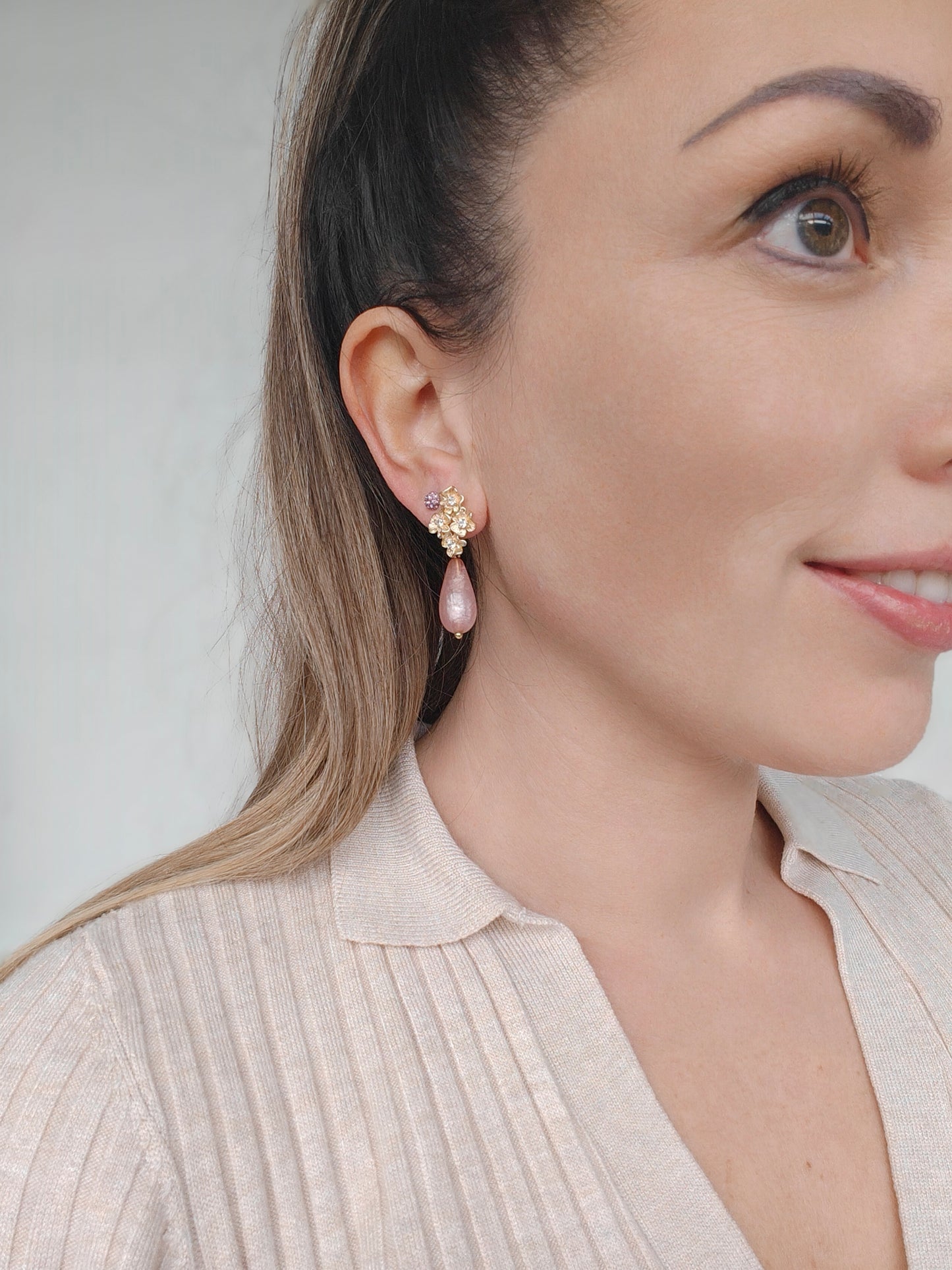 Aurora druppel oorbellen vintage pink