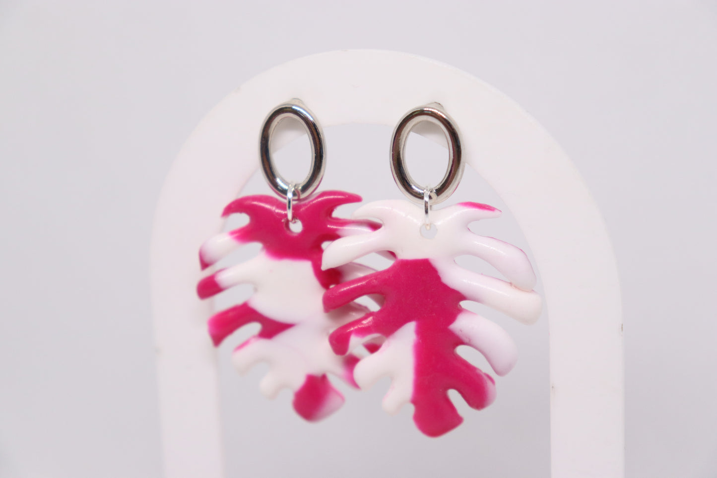 Fuchsia oorbellen blad