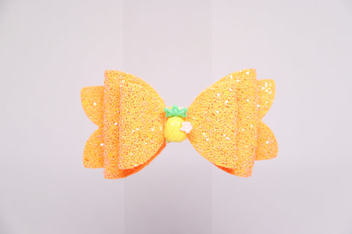 Haarstrikje oranje ananas