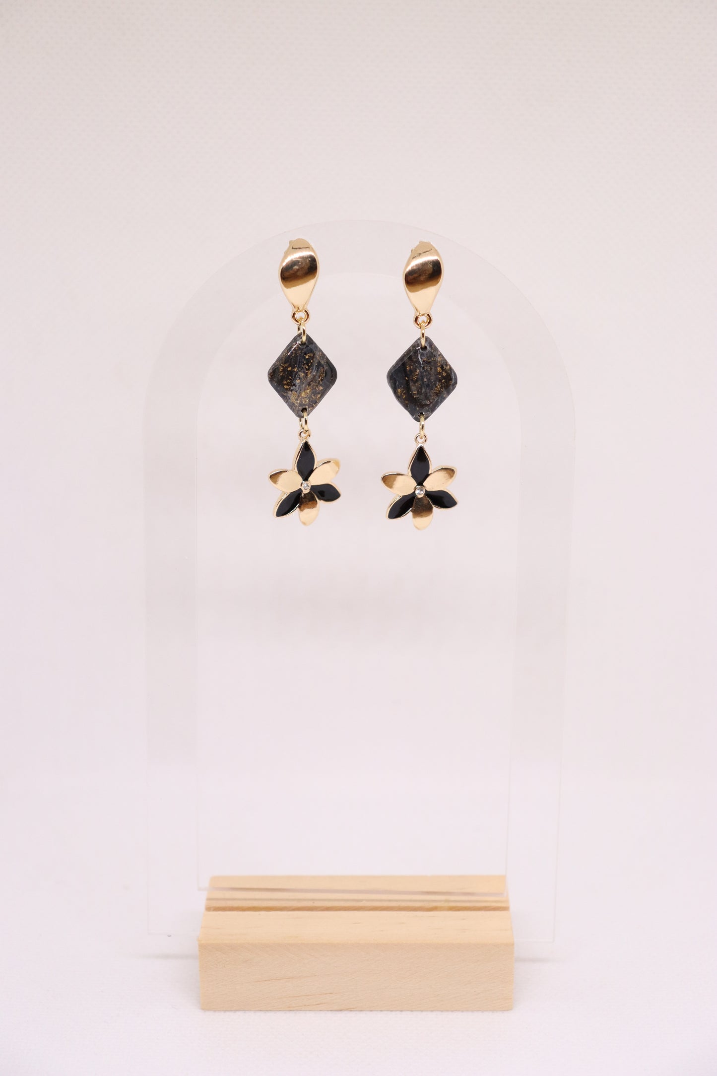 Zwarte oorbellen Lux