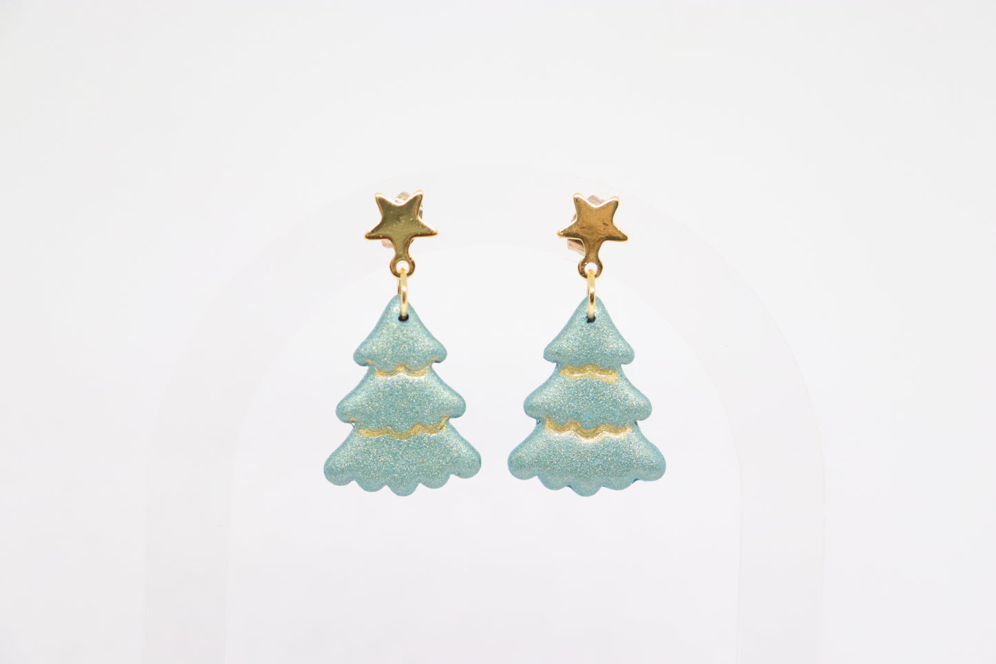 Groene kerstboomoorbellen