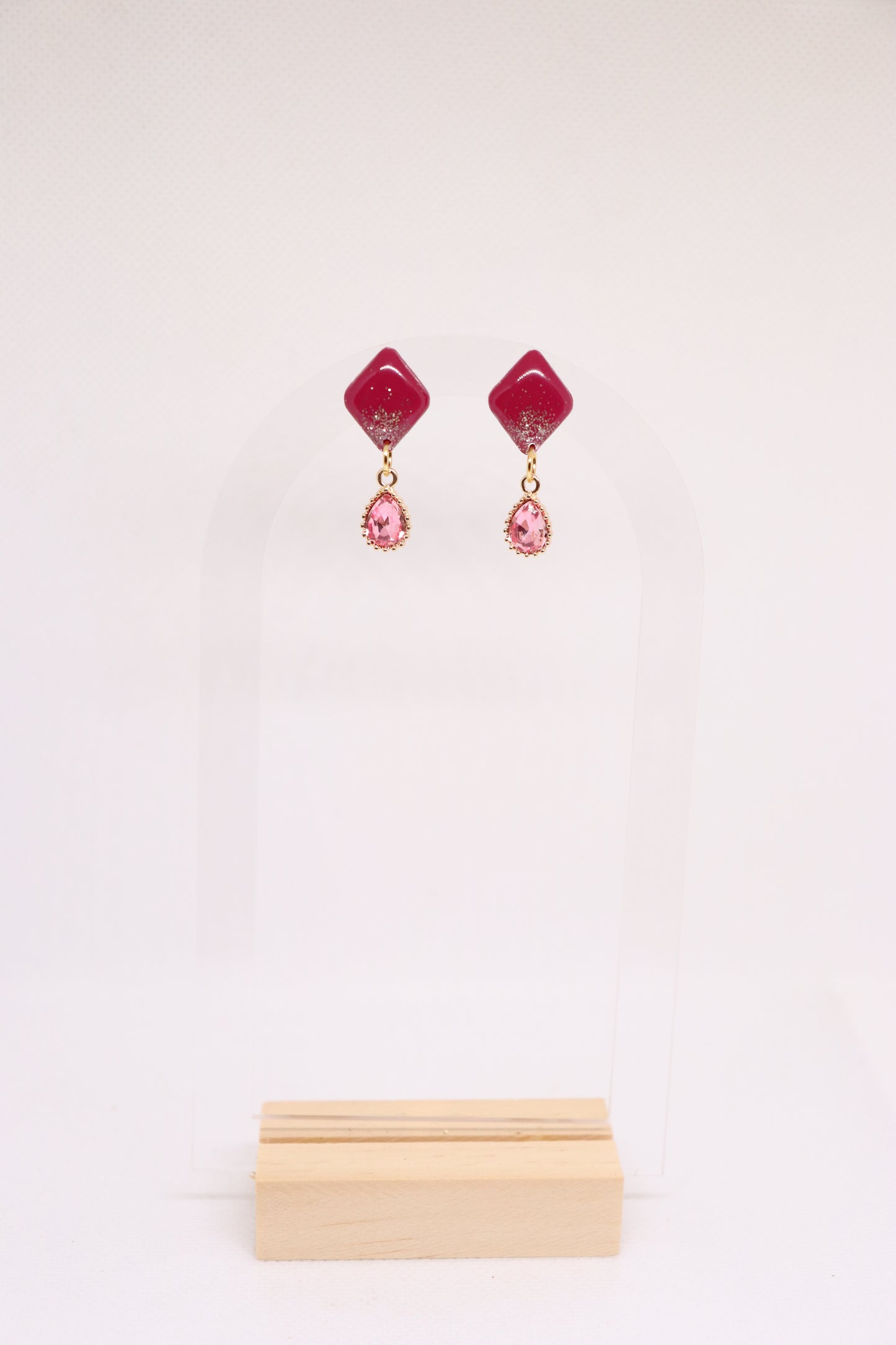 Bordeaux oorbellen Ruby