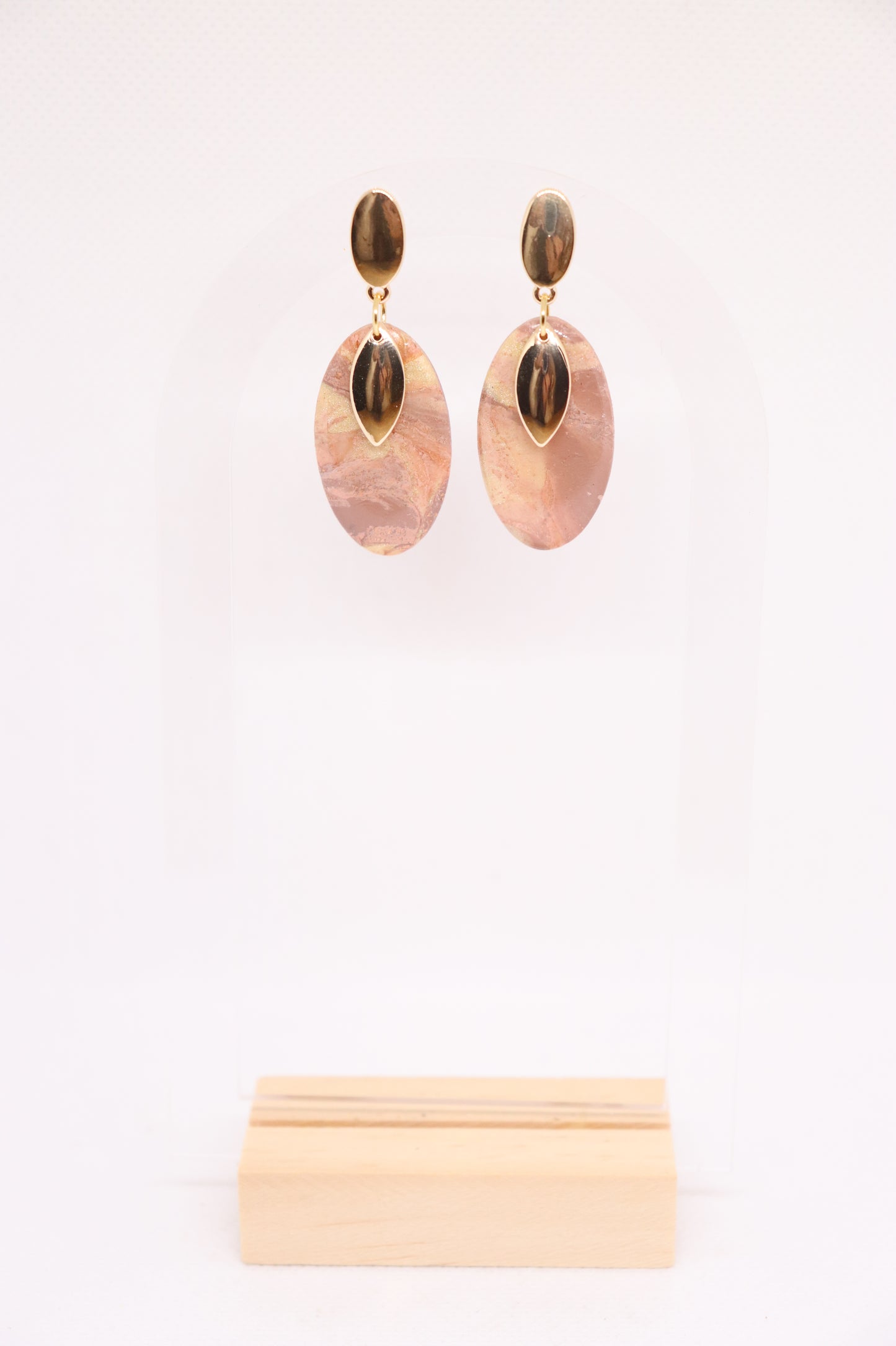 Beige oorbellen Agnes