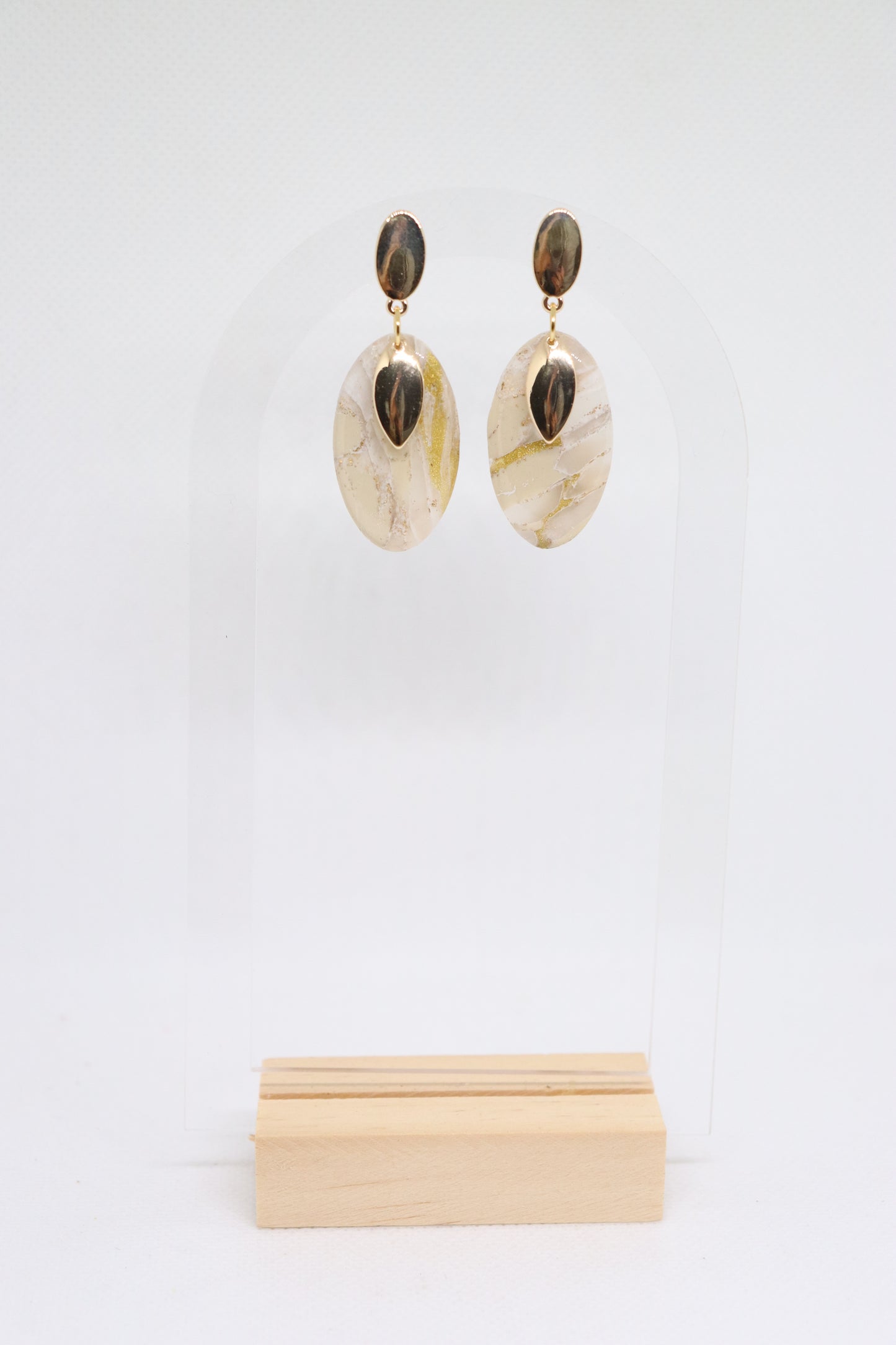 Beige gouden oorbellen Agnes