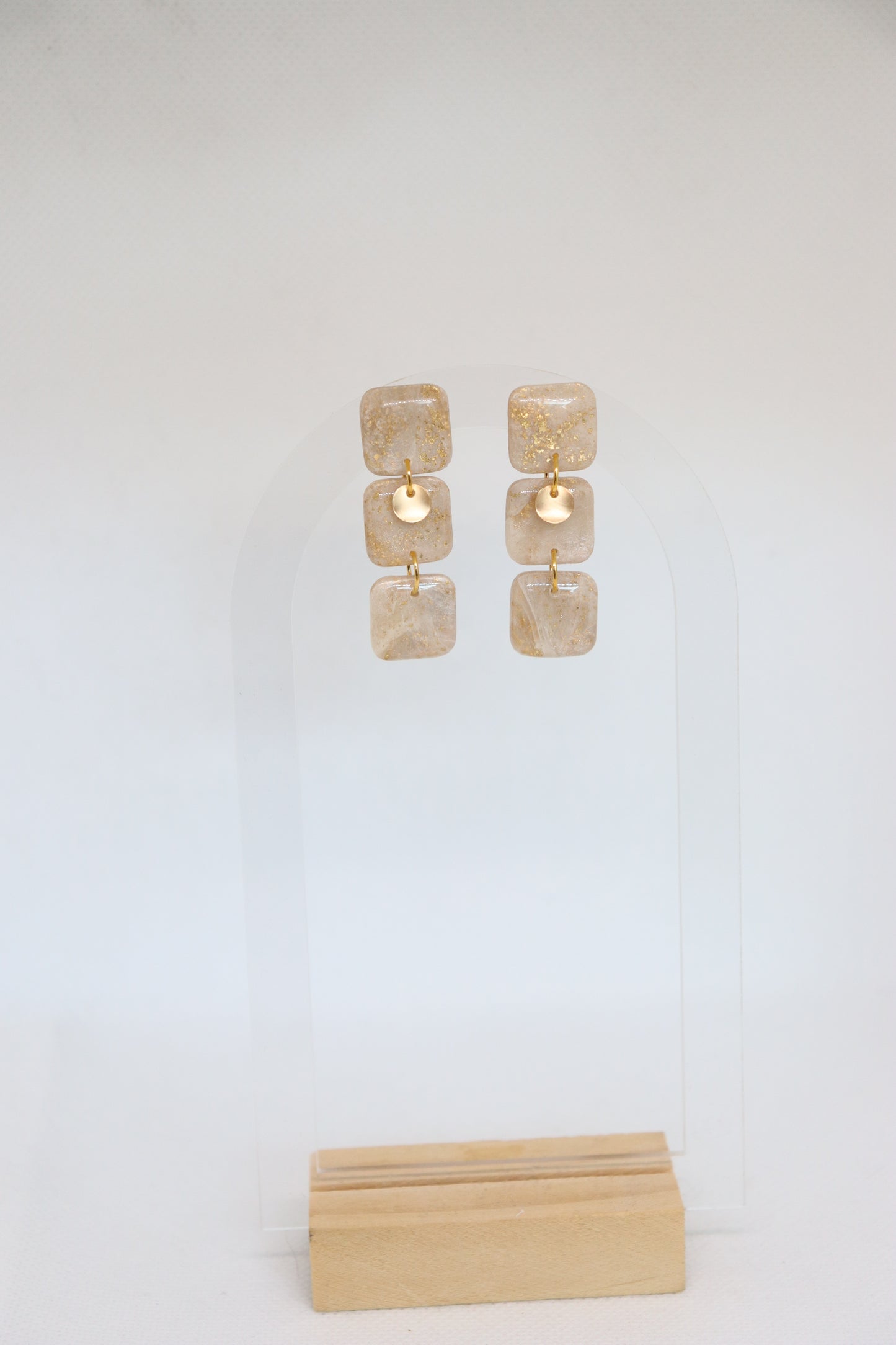 Anouk oorbellen beige