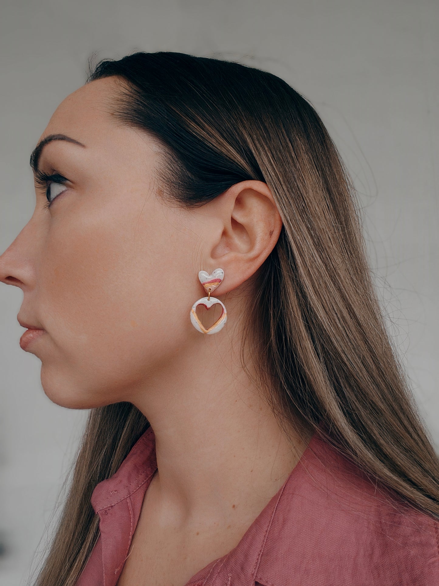 Hartjes oorbellen wit en rood