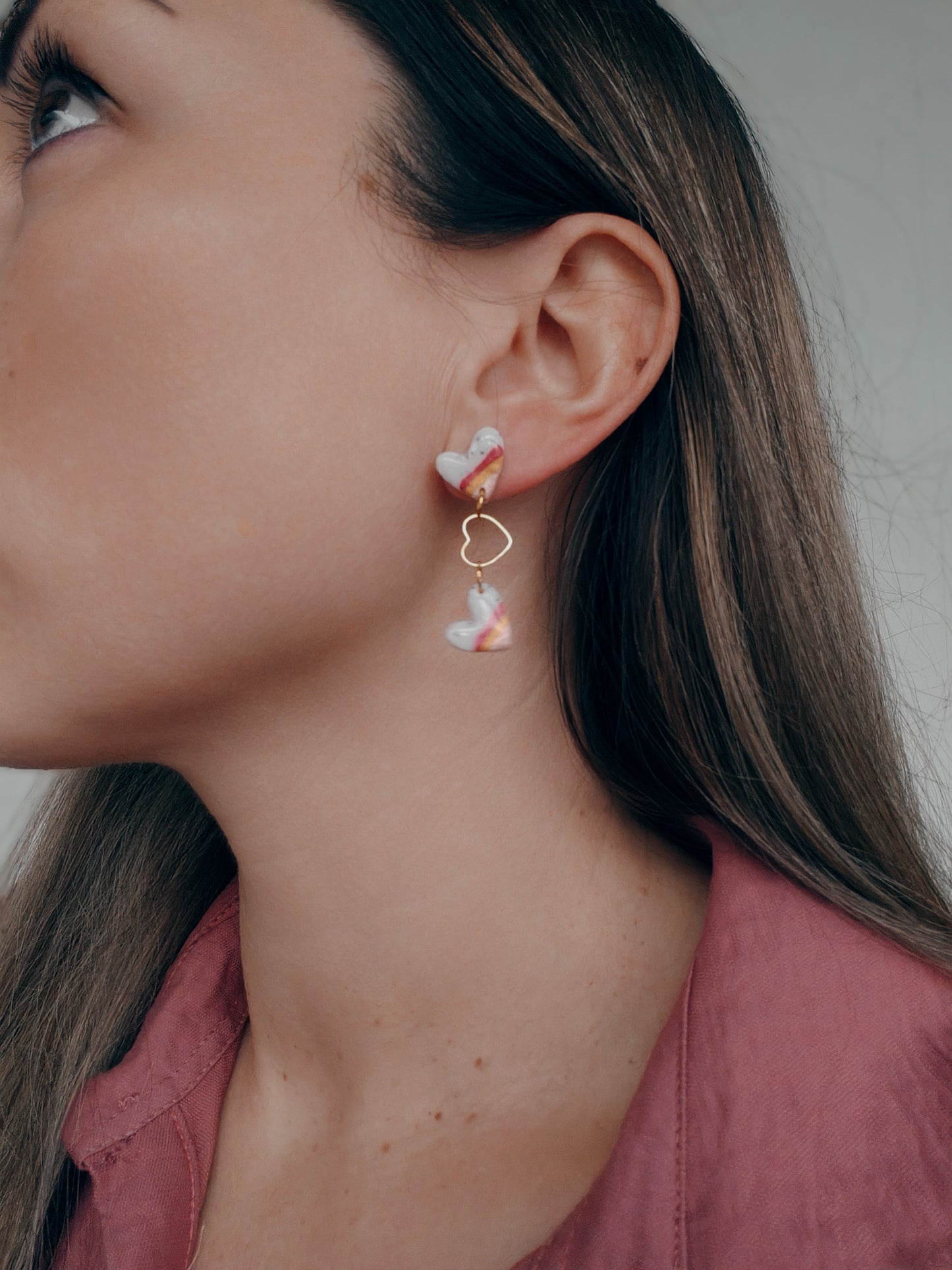 Hartjes oorbellen wit en rood