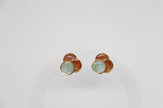 Oorbellen Vivienne studs lichtgroen