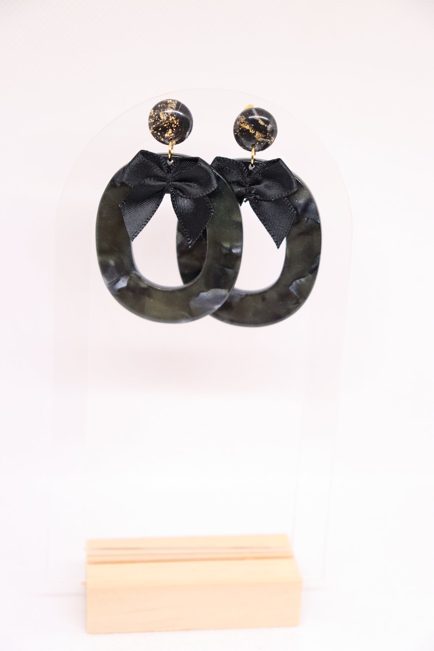 Zwarte oorbellen Ambre