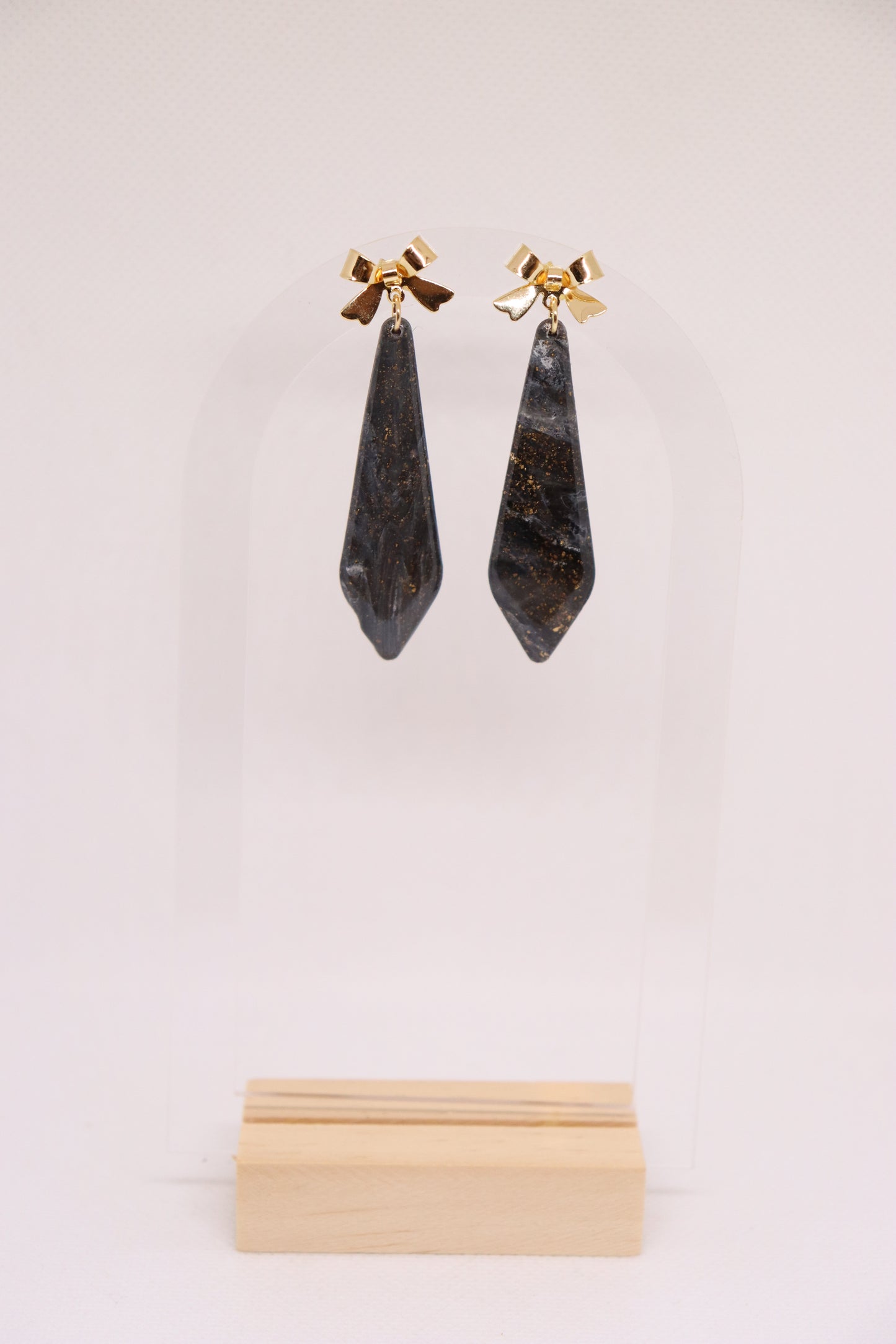 Zwarte oorbellen Liv