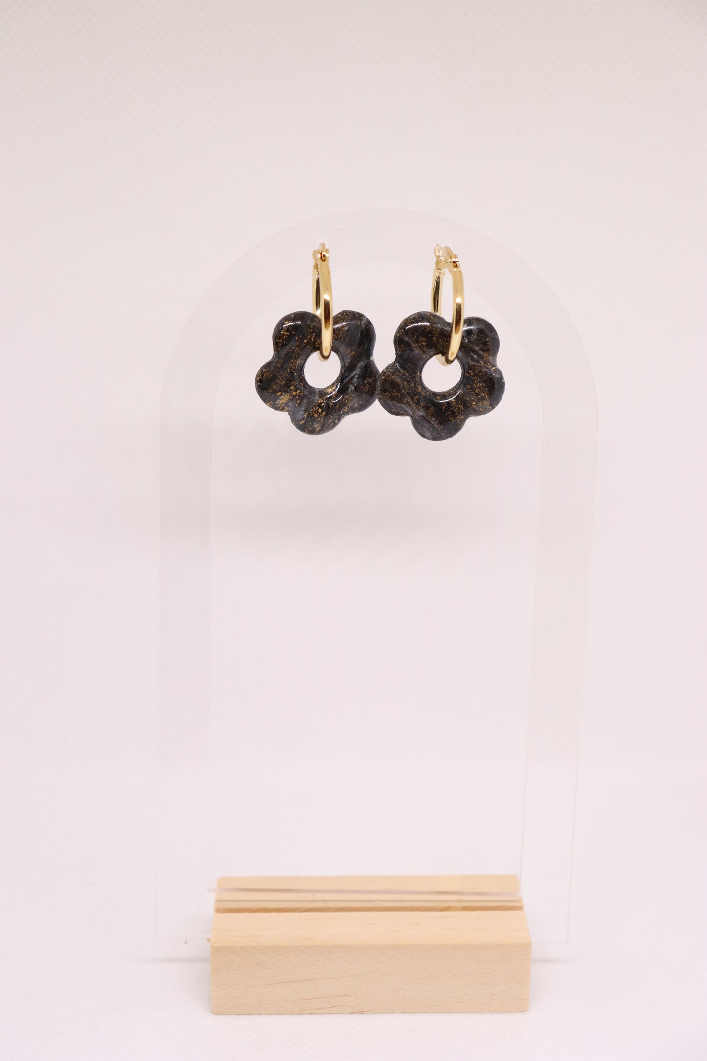 Zwarte oorbellen Blossom