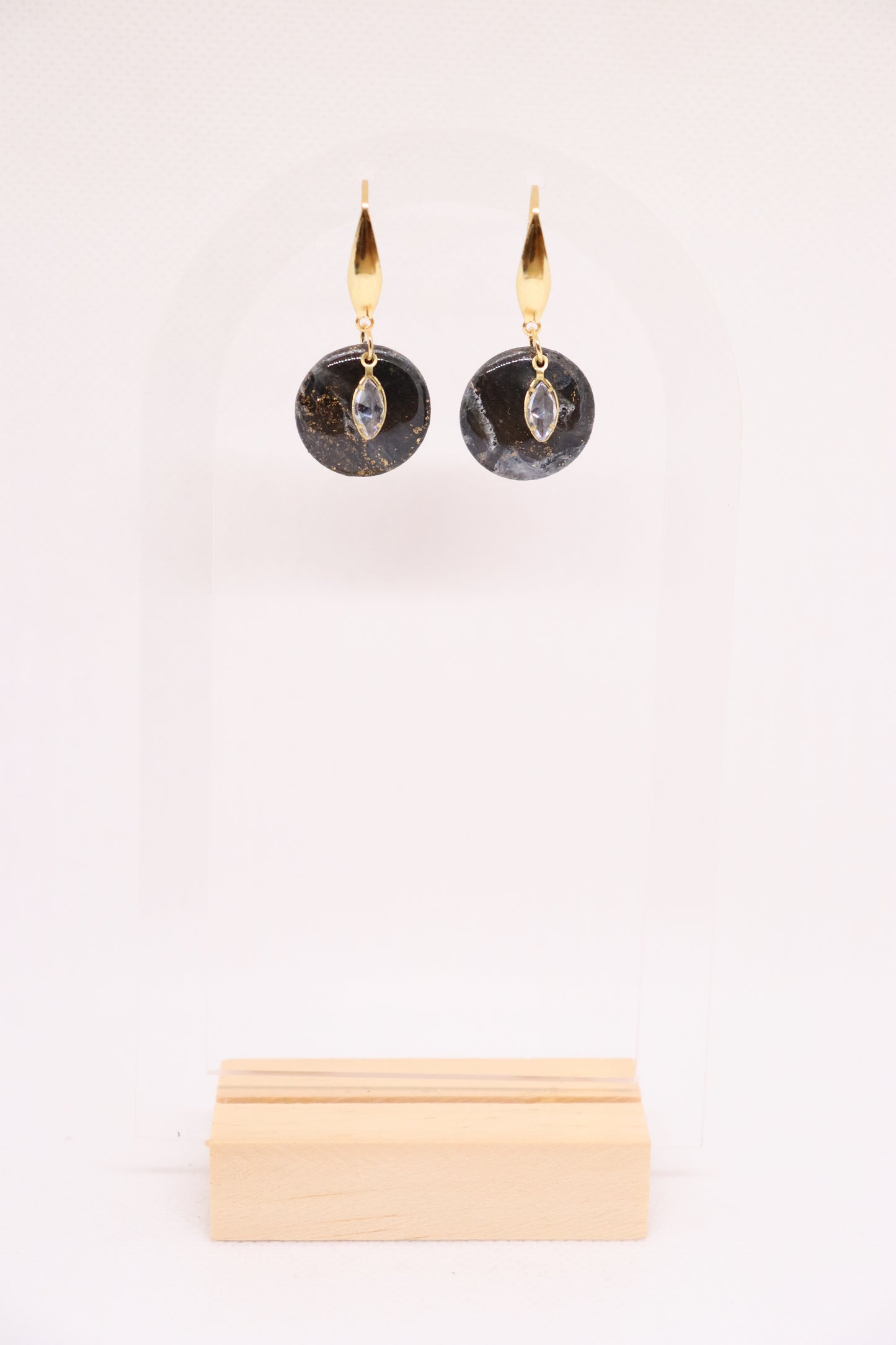 Zwarte oorbellen Lady