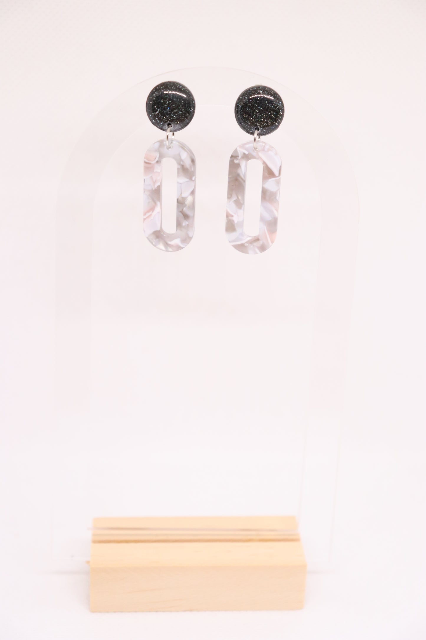 Zwart grijze oorbellen Anna