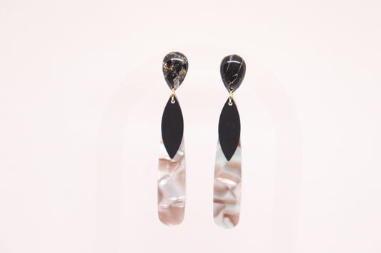 Zwart grijze oorbellen Anastasia