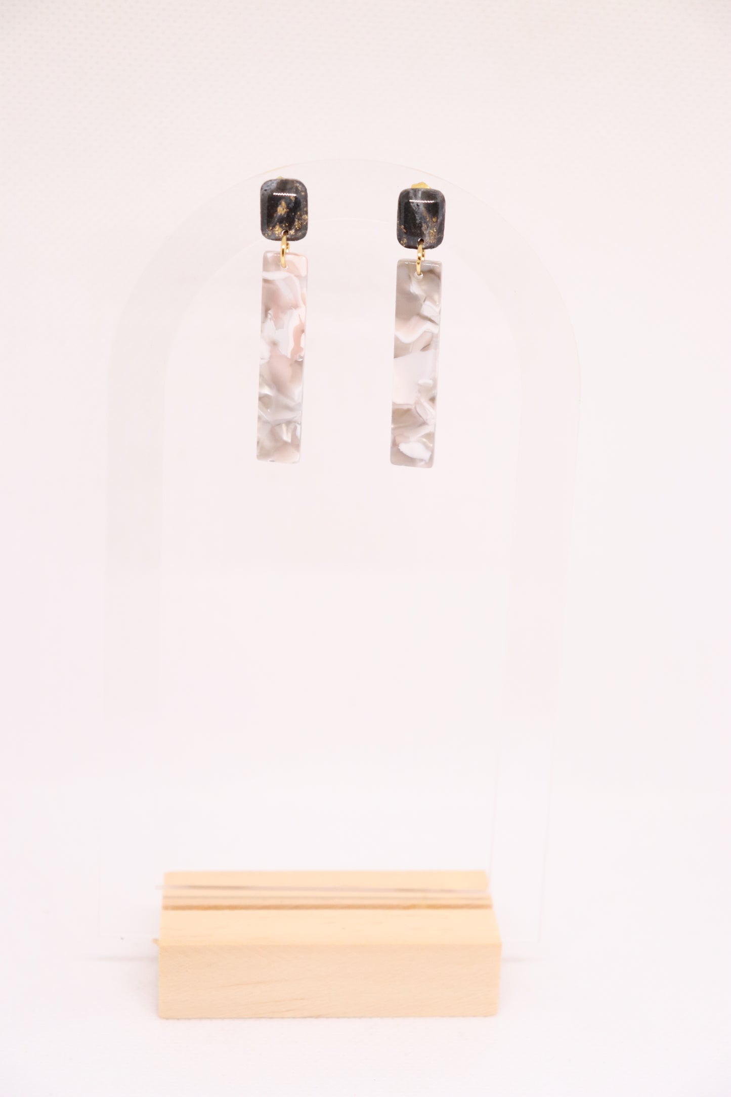 Zwart grijze oorbellen Chica