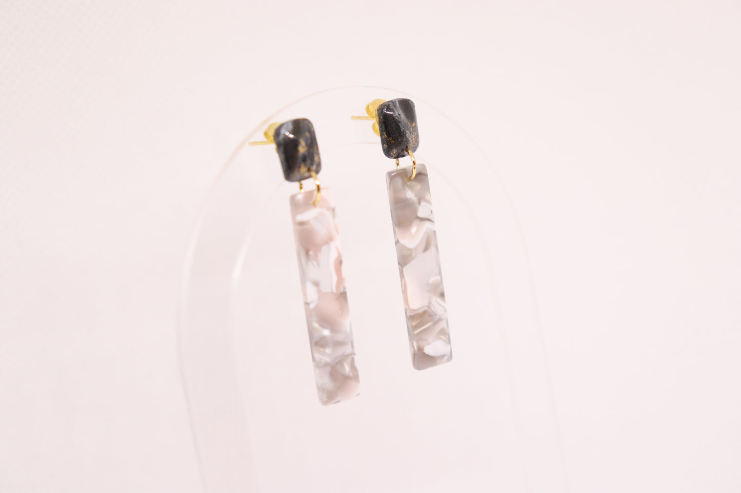 Zwart grijze oorbellen Chica