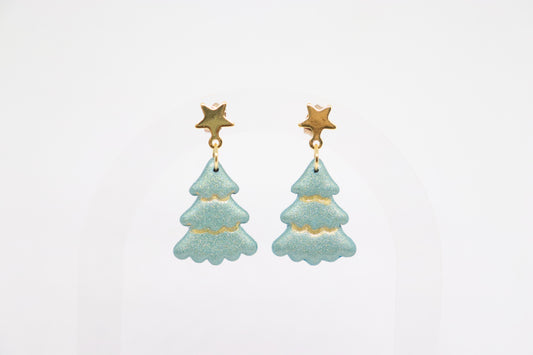 Groene kerstboomoorbellen