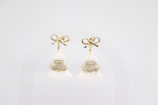 Witte kerstboomoorbellen strik