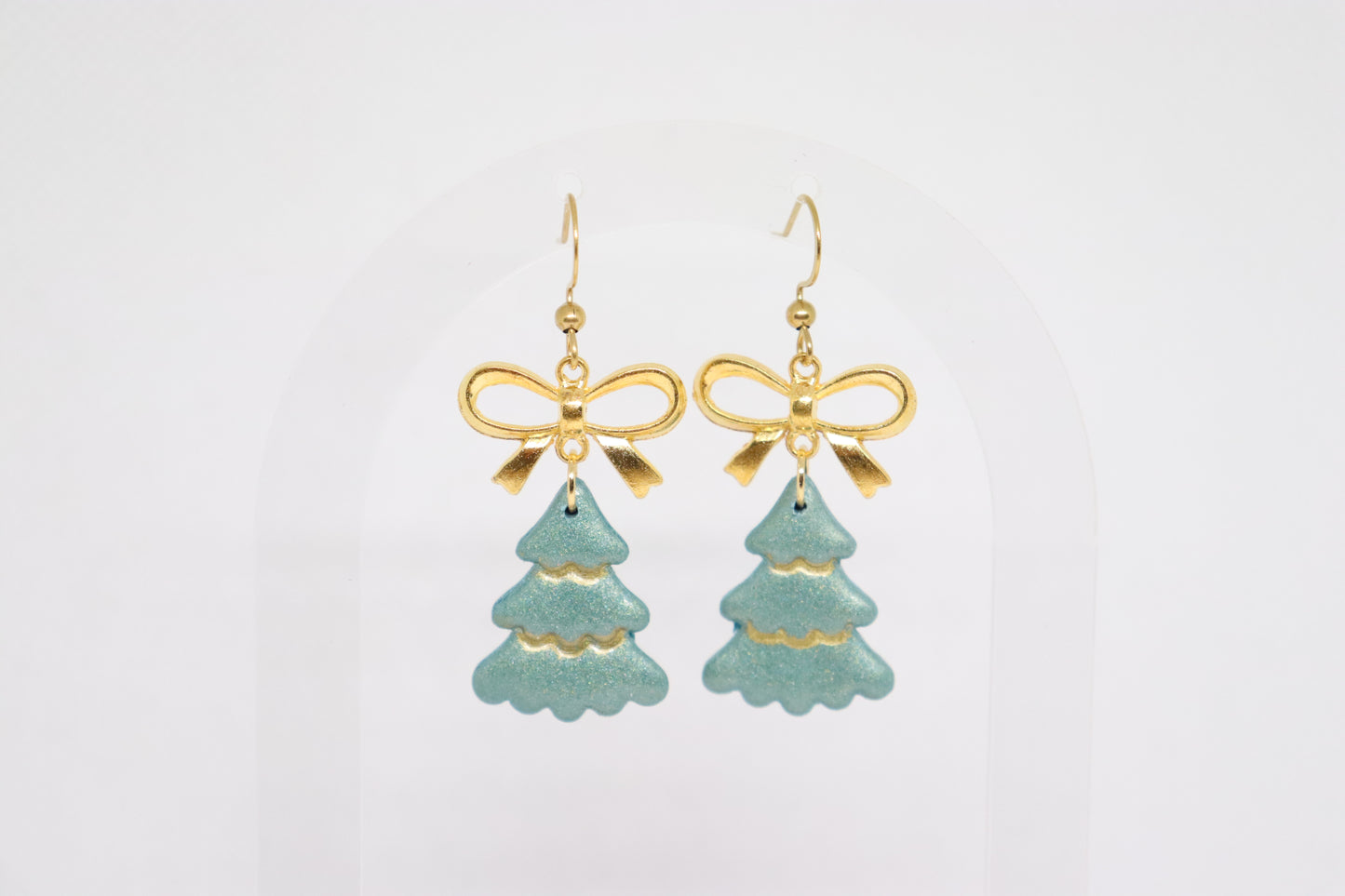 Groene kerstboomoorbellen strik