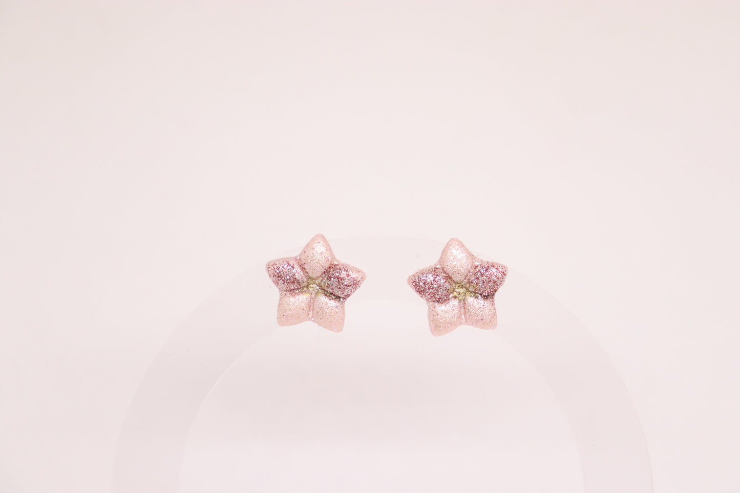 Roze ster studs