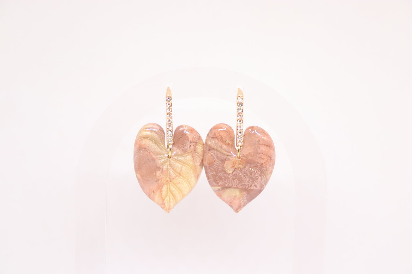 Beige oorbellen Leaf