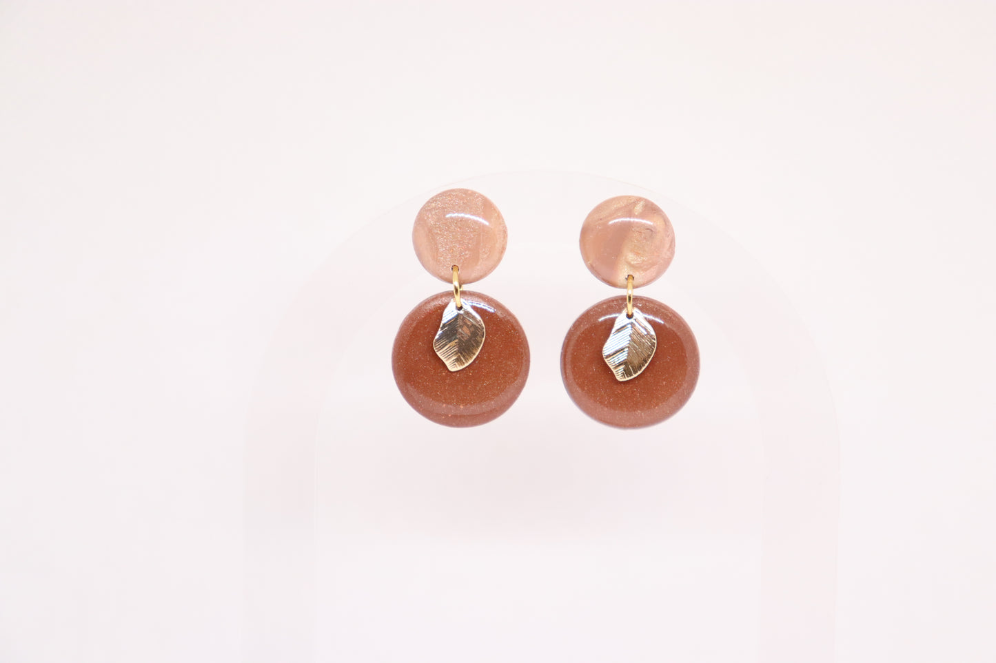 Bruine oorbellen Lady