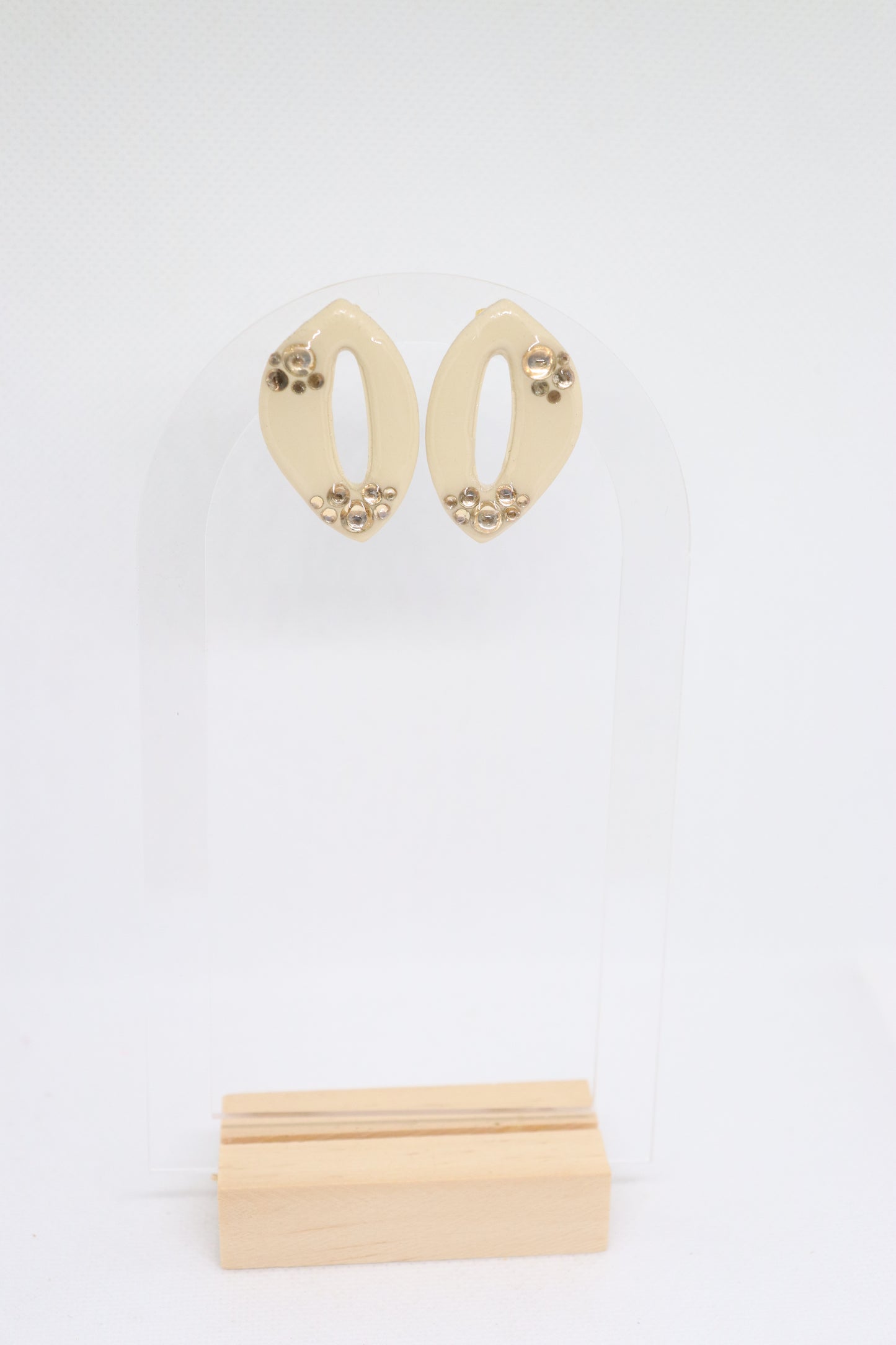 Beige oorbellen Emma