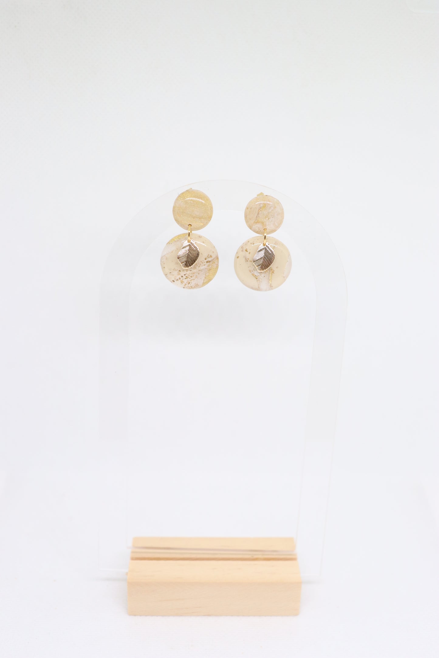 Beige gouden oorbellen Lady