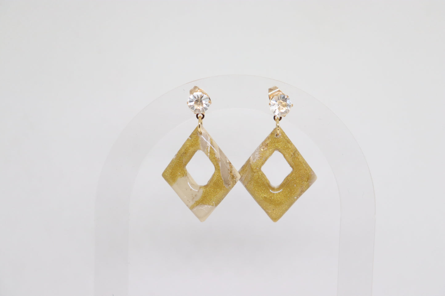 Beige gouden oorbellen Mien