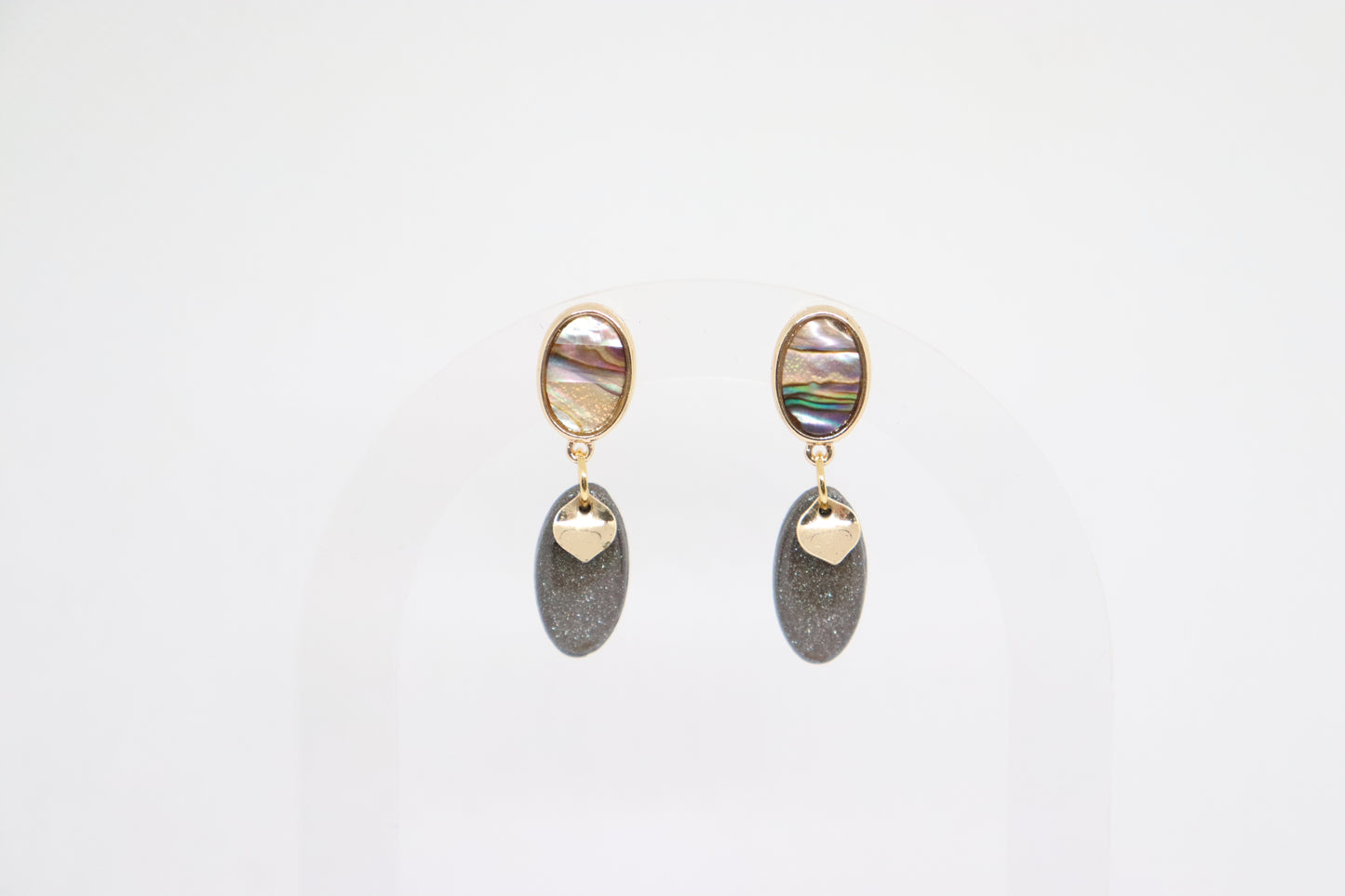 Zwarte oorbellen Isa