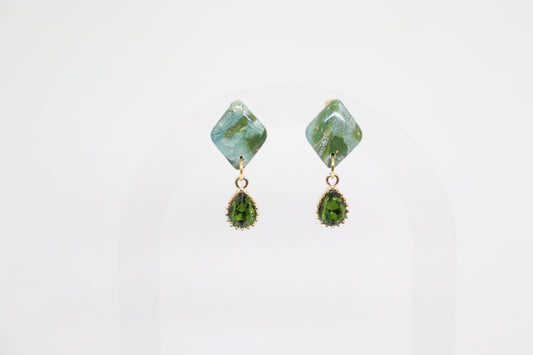 Groene oorbellen Ruby