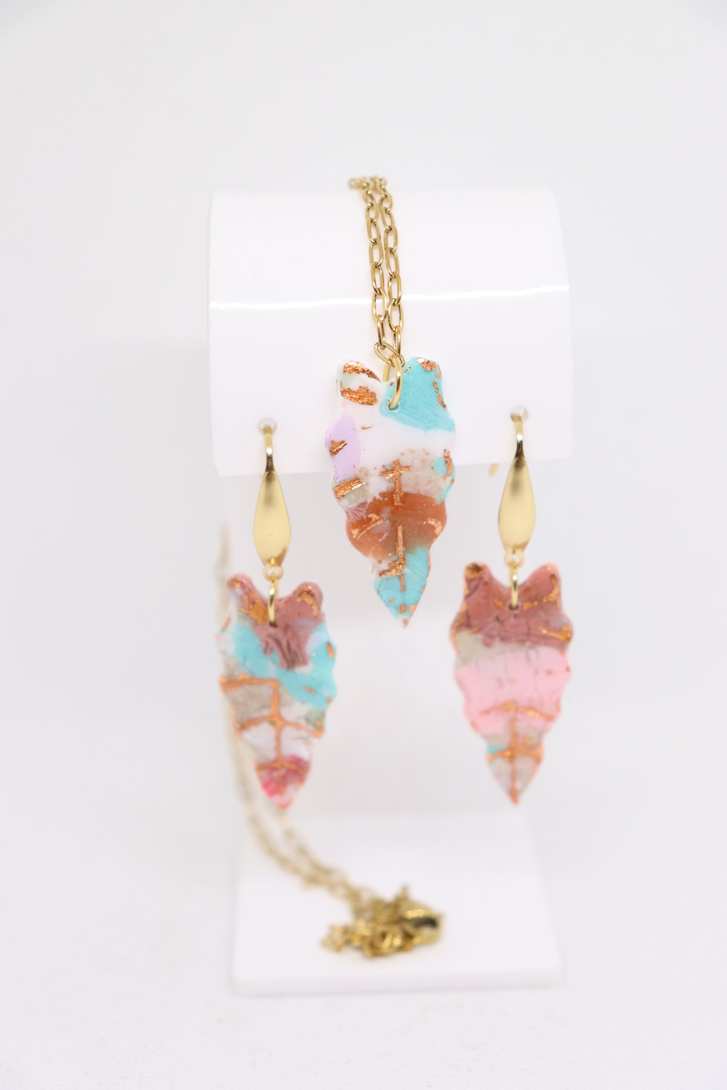 Set oorbellen en ketting picasso Charlotte