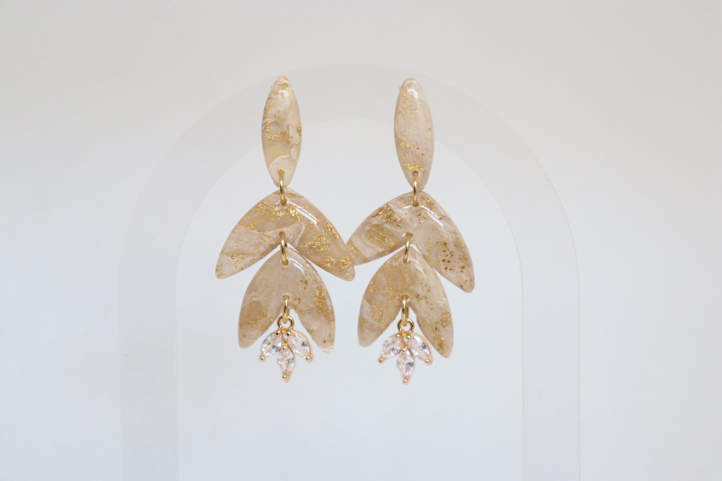 Aurélie oorbellen beige