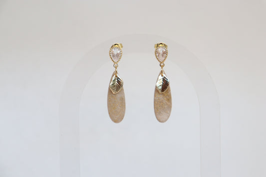 'armani' oorbellen beige