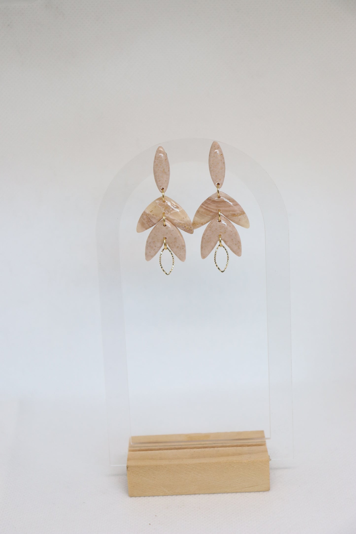 Aurélie oorbellen beige