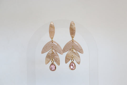 Aurélie oorbellen beige met roze