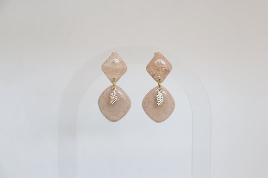 Gaëlle oorbellen beige