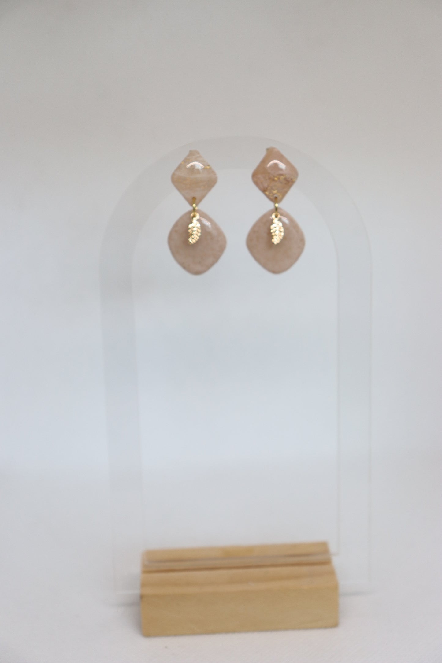 Gaëlle oorbellen beige